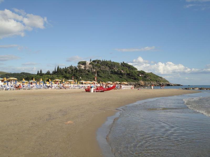 Casa Del Mare Apartment Formia Bagian luar foto